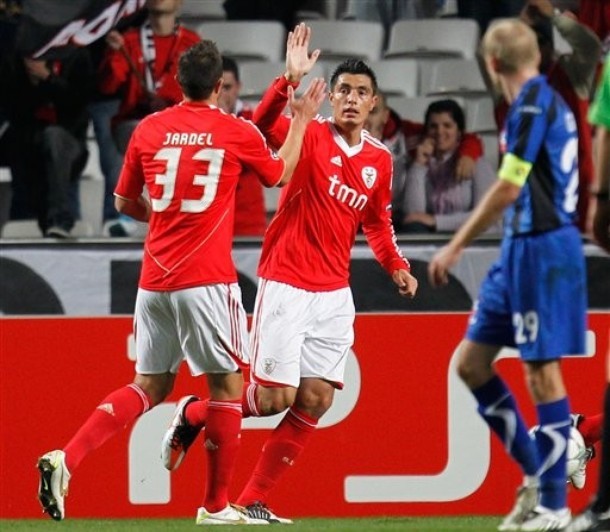 Benfica đánh bại Otelul Galati trên sân nhà và giành vị trí nhất bảng C